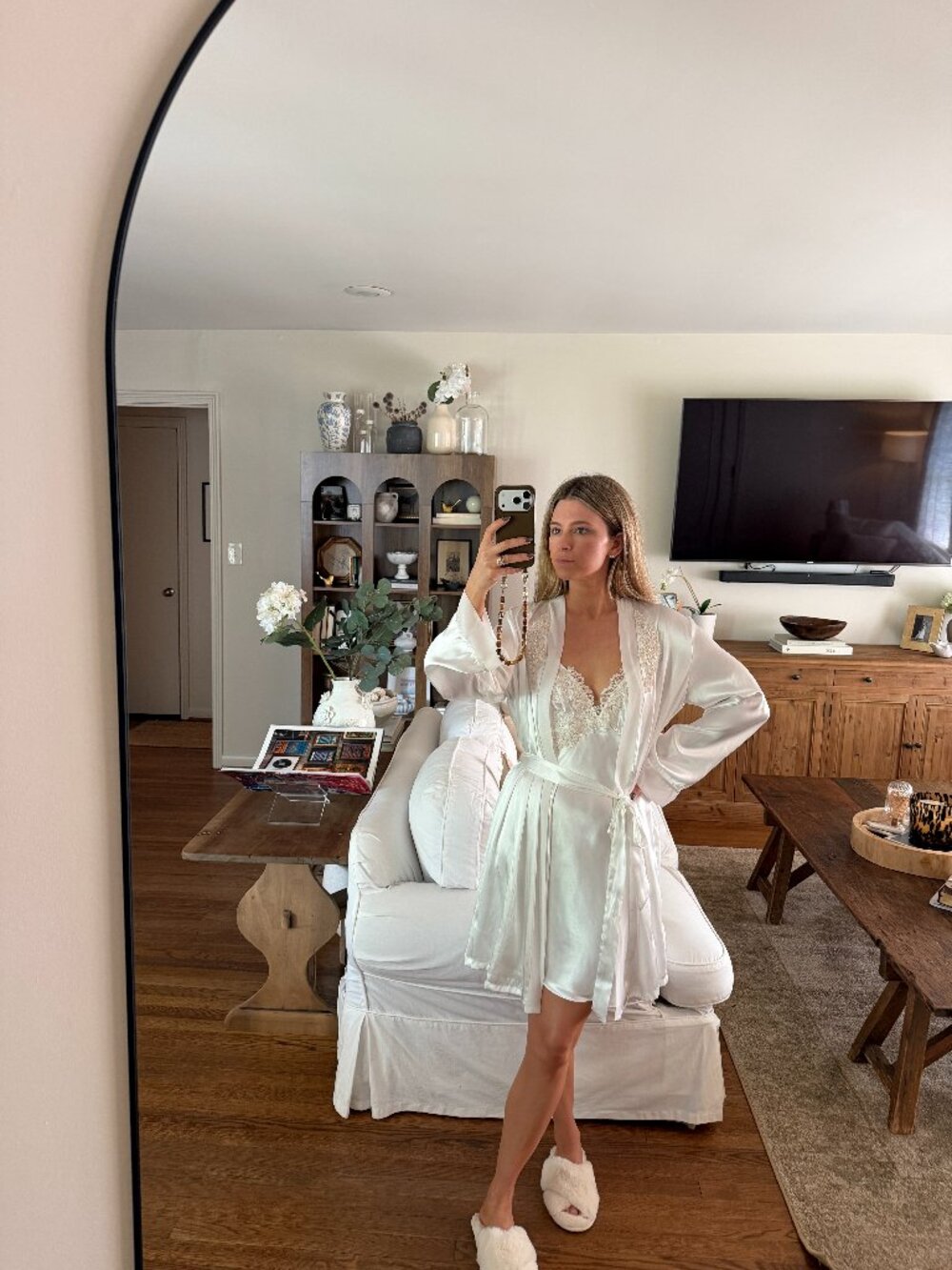 Linea Donatella Lace Robe & Nightgown Set